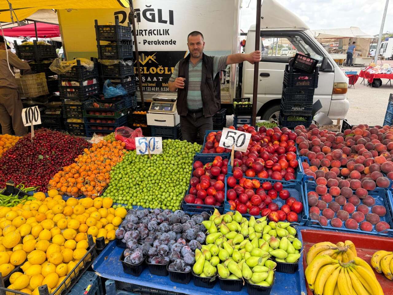Konya’da pazar bereketi başladı! Tezgahlar renklendi, fiyatlar değişti 15